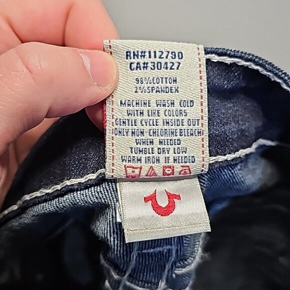 TRUE Religion 27x31 dark wash straight leg jeans - Picture 8 of 8